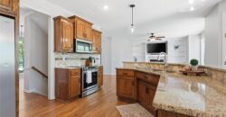 8016 N Chatham Avenue, Kansas City, MO 64151