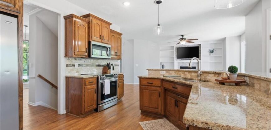 8016 N Chatham Avenue, Kansas City, MO 64151