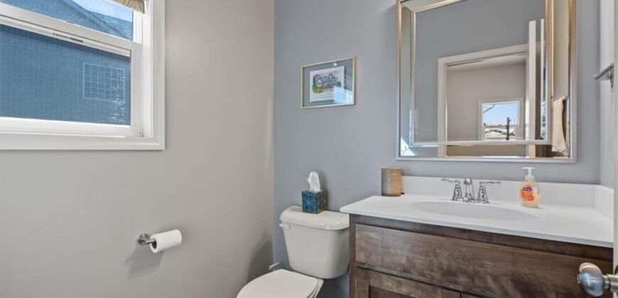 5037 Timberline Drive, Riverside, MO 64150