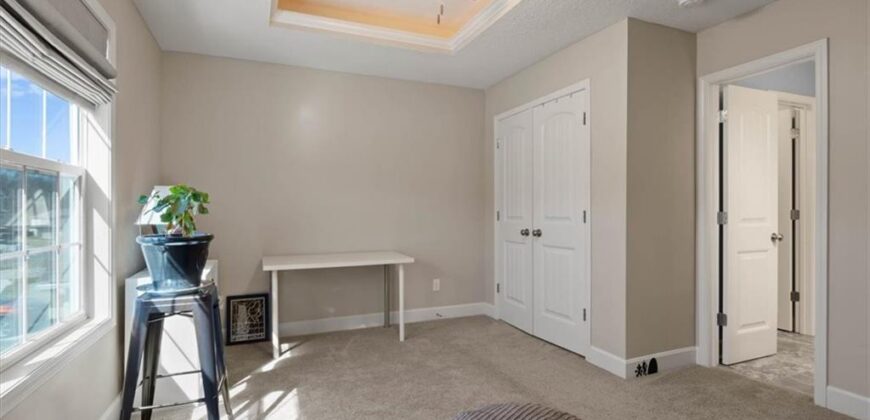 5037 Timberline Drive, Riverside, MO 64150