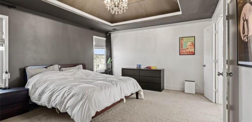 5037 Timberline Drive, Riverside, MO 64150