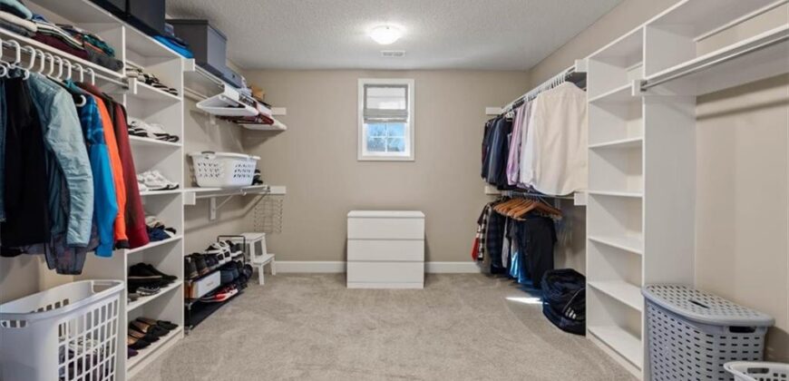 5037 Timberline Drive, Riverside, MO 64150