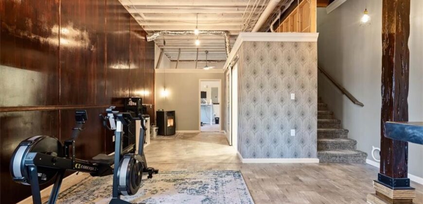 5037 Timberline Drive, Riverside, MO 64150