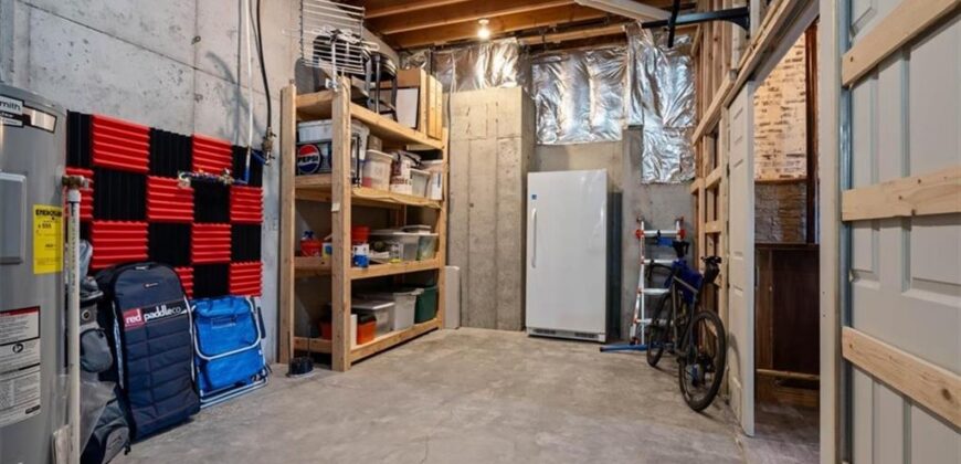 5037 Timberline Drive, Riverside, MO 64150