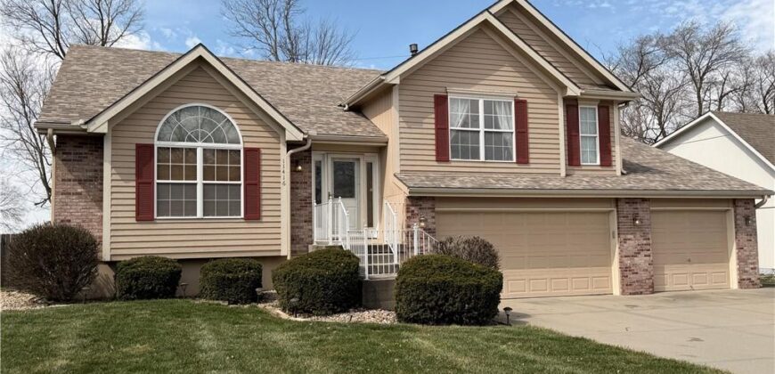 11416 N Madison Avenue, Kansas City, MO 64155