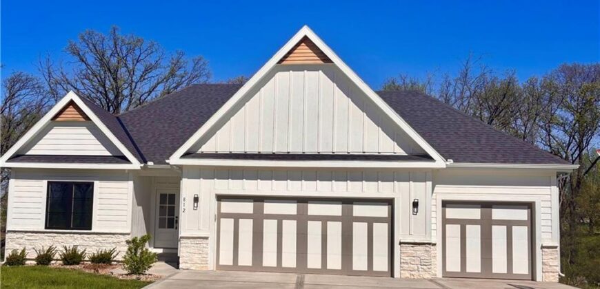 812 Foxglove Lane, Kearney, MO 64060