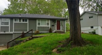 7024 N Pennsylvania Avenue, Kansas City, MO 64118