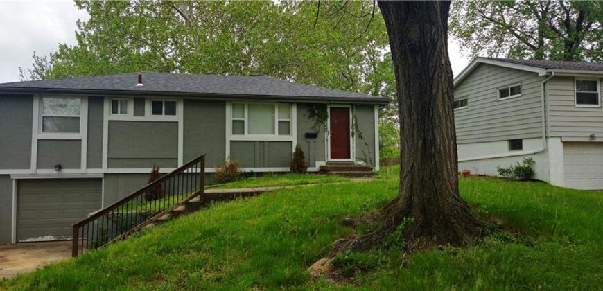 7024 N Pennsylvania Avenue, Kansas City, MO 64118