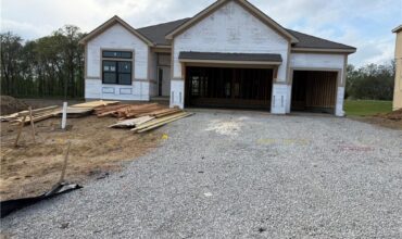 8222 NW 90th Terrace, Kansas City, MO 64153