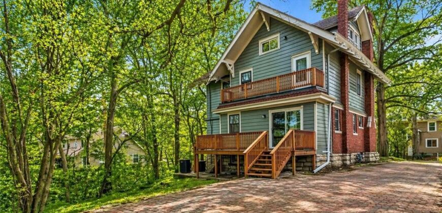 316 E Doniphan Street, Liberty, MO 64068