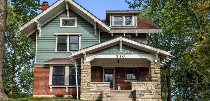 316 E Doniphan Street, Liberty, MO 64068