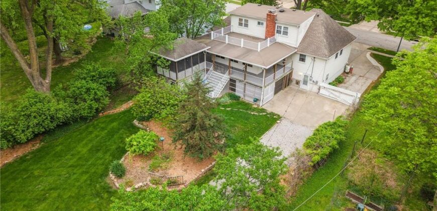 6713 N Garfield Avenue, Gladstone, MO 64118