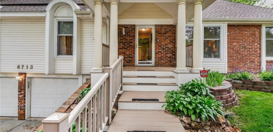 6713 N Garfield Avenue, Gladstone, MO 64118
