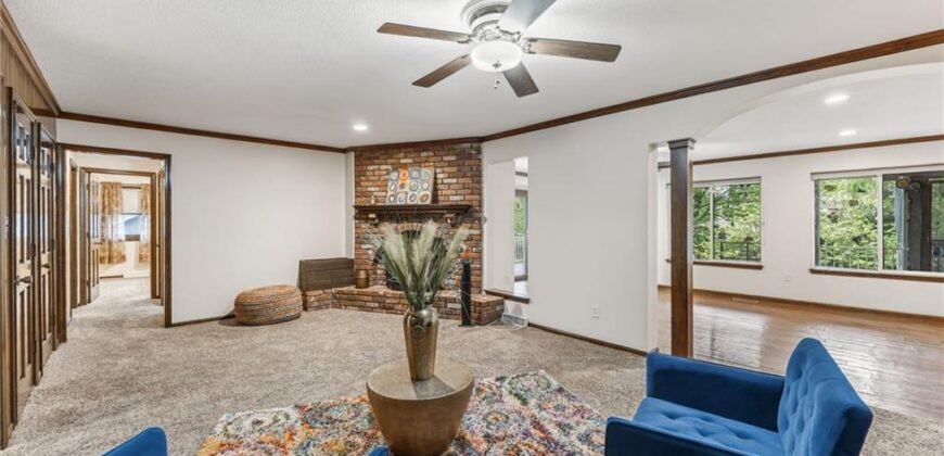 6713 N Garfield Avenue, Gladstone, MO 64118