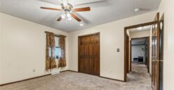 6713 N Garfield Avenue, Gladstone, MO 64118