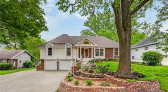 6713 N Garfield Avenue, Gladstone, MO 64118