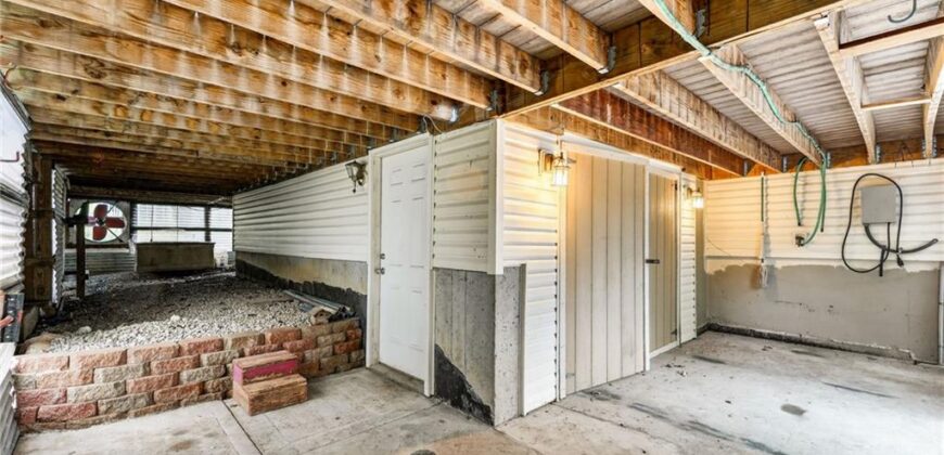 6713 N Garfield Avenue, Gladstone, MO 64118