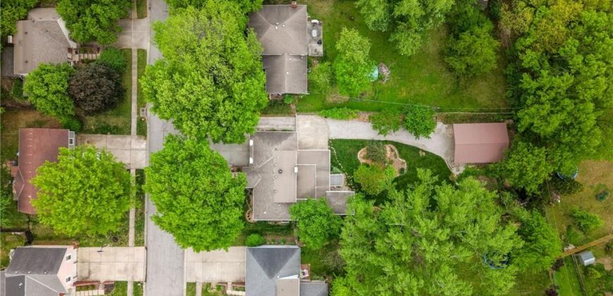 6713 N Garfield Avenue, Gladstone, MO 64118