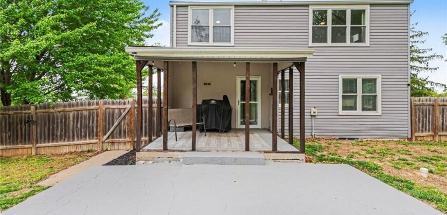 645 NE Barry Road, Kansas City, MO 64155
