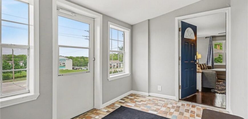 645 NE Barry Road, Kansas City, MO 64155