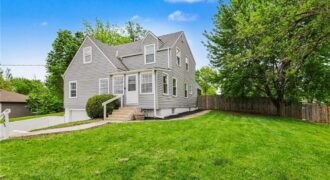 645 NE Barry Road, Kansas City, MO 64155