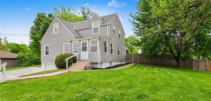 645 NE Barry Road, Kansas City, MO 64155