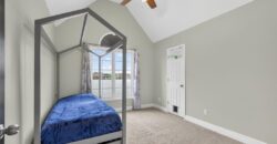 8824 N Farley Avenue, Kansas City, MO 64157