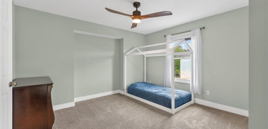 8824 N Farley Avenue, Kansas City, MO 64157