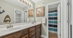 8824 N Farley Avenue, Kansas City, MO 64157