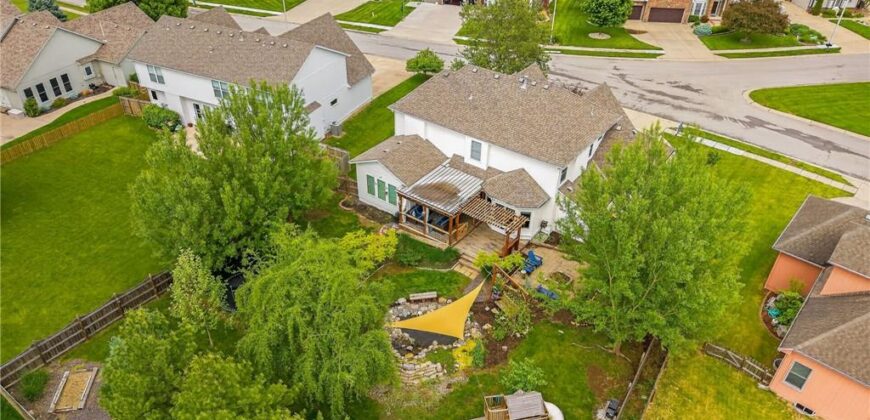 8824 N Farley Avenue, Kansas City, MO 64157