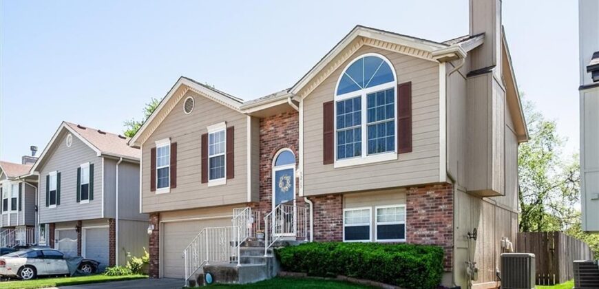 5215 NE 63RD Street, Kansas City, MO 64119