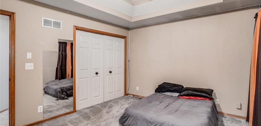 5215 NE 63RD Street, Kansas City, MO 64119