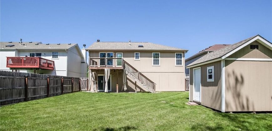 5215 NE 63RD Street, Kansas City, MO 64119