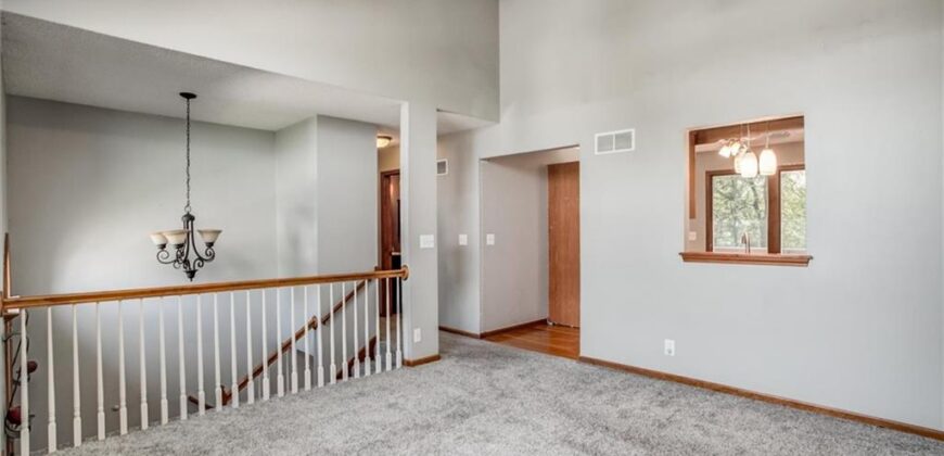 5215 NE 63RD Street, Kansas City, MO 64119