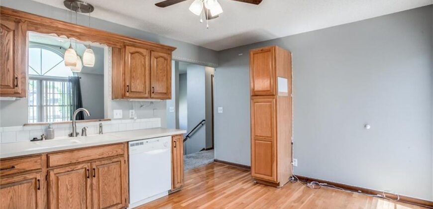 5215 NE 63RD Street, Kansas City, MO 64119