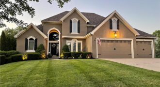 6112 NW 101st Court, Kansas City, MO 64154