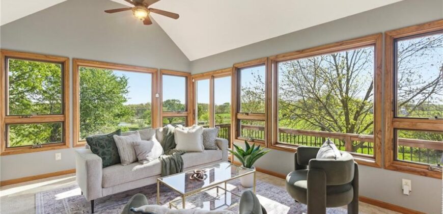 3910 Carter Drive, Smithville, MO 64089