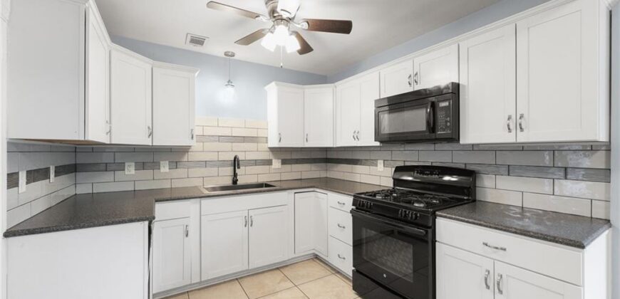 330 E Main Street, Smithville, MO 64089