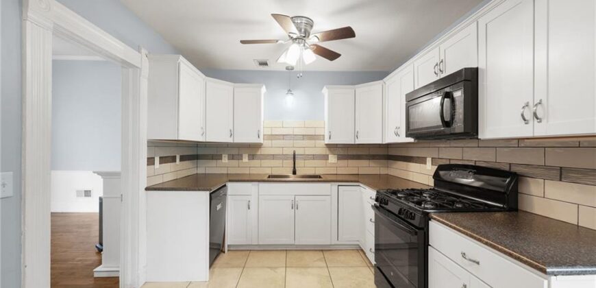 330 E Main Street, Smithville, MO 64089