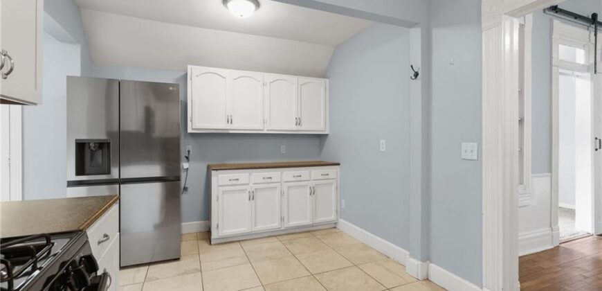 330 E Main Street, Smithville, MO 64089