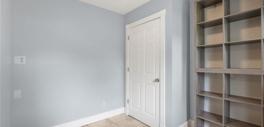 330 E Main Street, Smithville, MO 64089