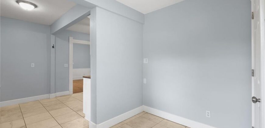 330 E Main Street, Smithville, MO 64089