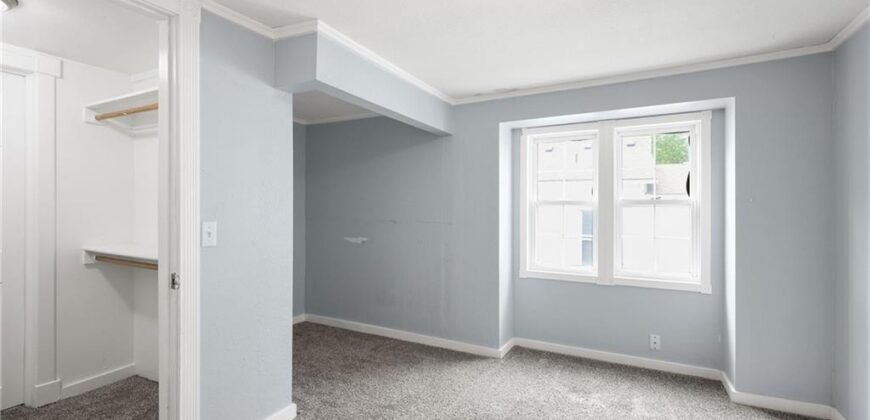 330 E Main Street, Smithville, MO 64089