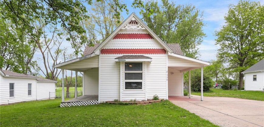 330 E Main Street, Smithville, MO 64089