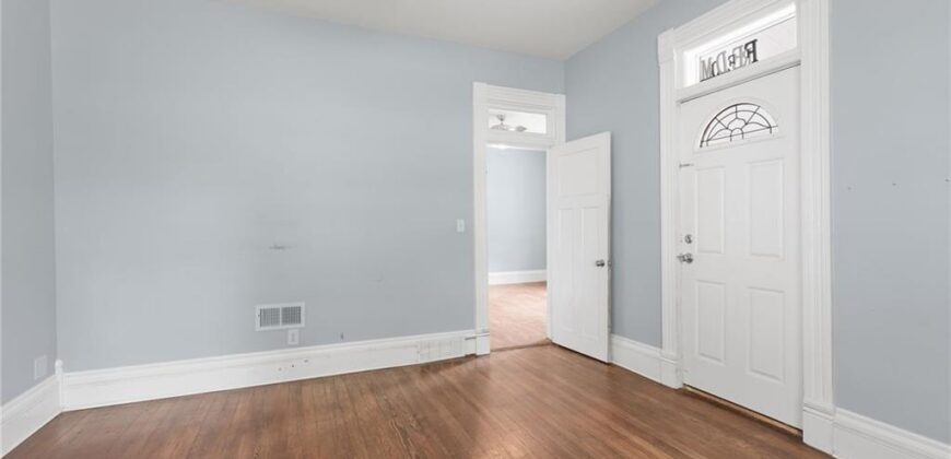 330 E Main Street, Smithville, MO 64089