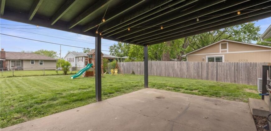 309 NE 88th Terrace, Kansas City, MO 64155