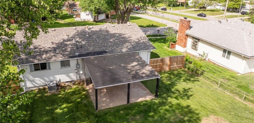 309 NE 88th Terrace, Kansas City, MO 64155