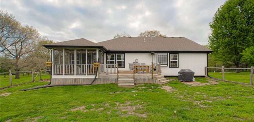 16023 Jesse James Road, Kearney, MO 64060