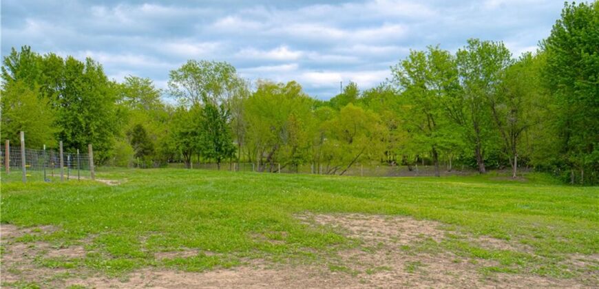 16023 Jesse James Road, Kearney, MO 64060