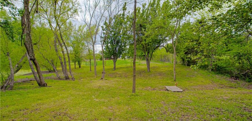16023 Jesse James Road, Kearney, MO 64060